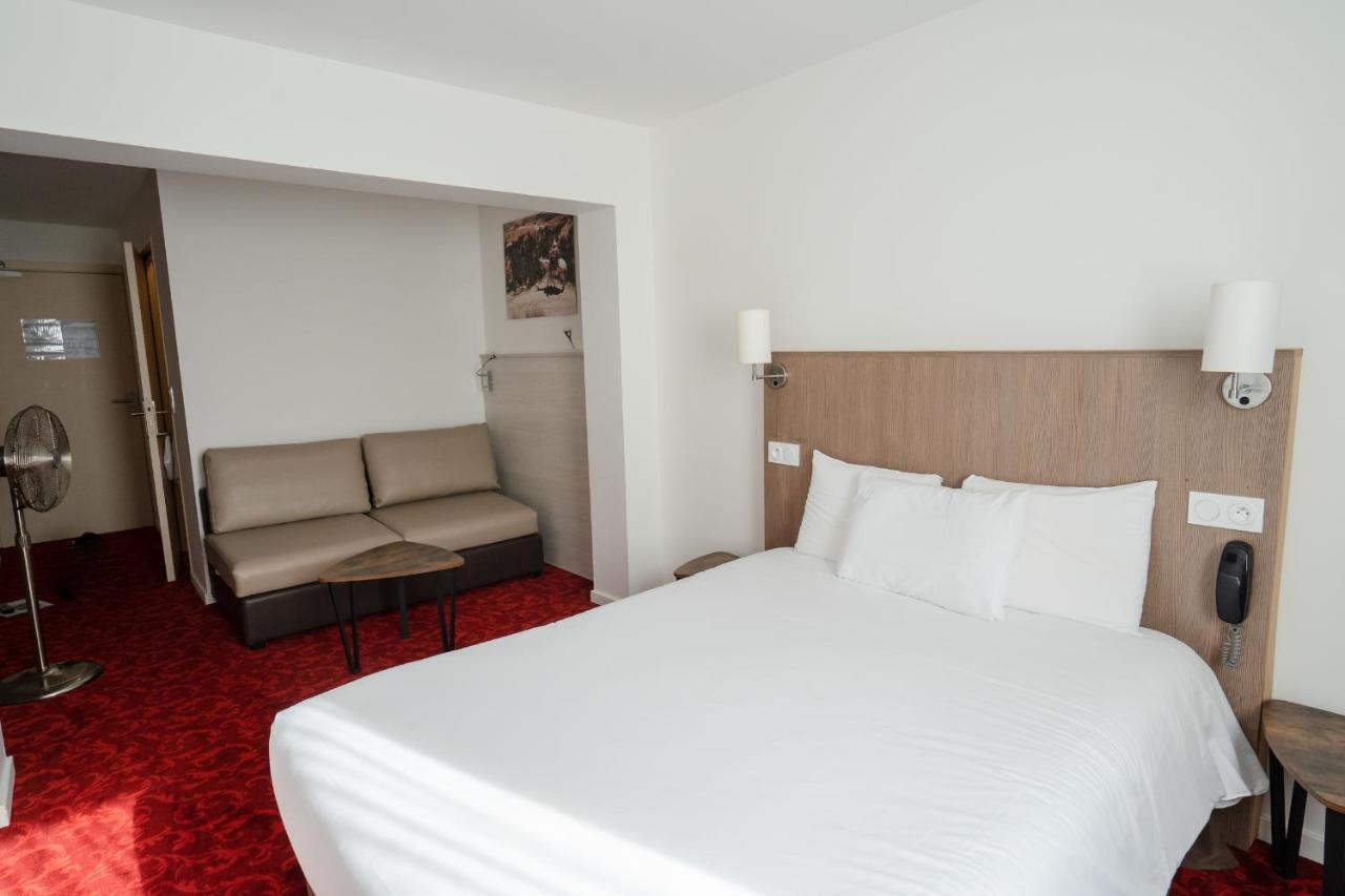 Brit Hotel Essentiel Cholet Eksteriør billede