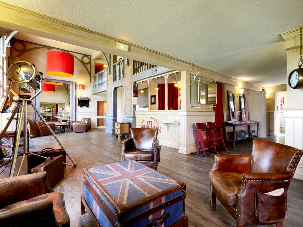 Brit Hotel Essentiel Cholet Eksteriør billede